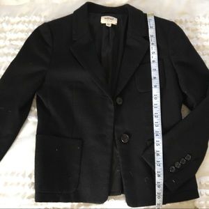 Wilfred black wool blazer from Aritzia